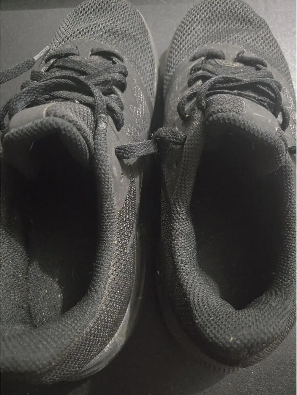 Nike Downshifter 11 Men's Running Shoes - Triple Black Size 8